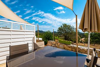 Finca Cas Pages des Pujol: Es Pujol Ametlera Terrasse mit Meerblick