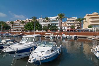 Ferienwohnung Ses Roques de Cala Bona: Der Hafen von Cala Bona.