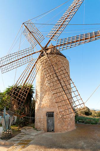 Finca Es Moli de son Pocapalla: Windmühle mit Flügeln