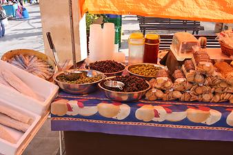 Finca Es Moli d'en Llull: Wochenmarkt in Sant Llorenc