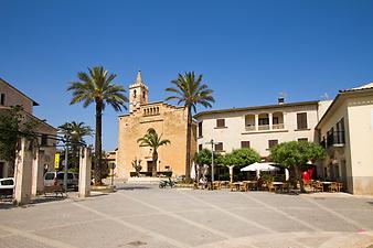 Finca Es Moli d'en Llull: Marktplatz von Sant Llorenc