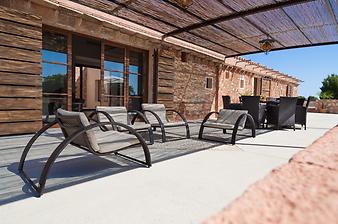 Finca Ca S' Amitger de son Forteza: Terrasse mit Gartenmöbeln