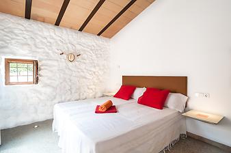 Finca Ca S' Amitger de son Forteza: Schlafzimmer mit Doppelbett