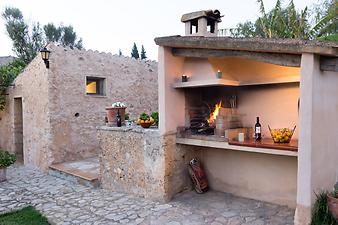 Finca Es Pla de Llodra: Grillplatz