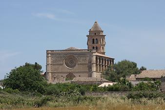 Finca Nines: Kirche in Petra Mallorca