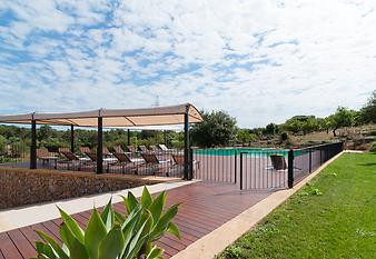 Finca S'Arbocar: Pool mit Außenbad