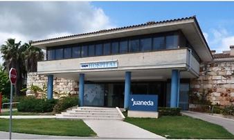 a b: Hospital de Muro