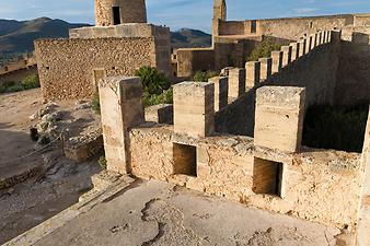 a b: Castell de Capdepera 