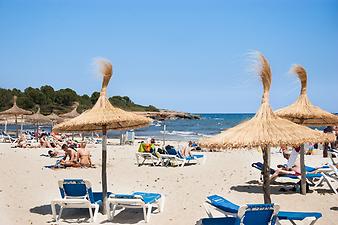 a b: Strand Platja de Sa Coma