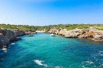 a b: Strand Cala Petita