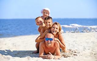 Familie am Strand