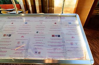a b: 375 Restaurant Tia Jass