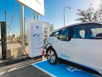 a b: 310 Schnellladestation Endesa Palma