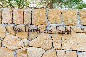 Finca Cas Forner des Parral: Fincaname