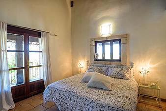 Finca Can Parpal: Schlafzimmer mit Bad ensuite