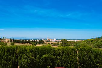 Finca Llum: Blick über Manacor bis zum Tramuntanagebirge