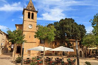 Finca Can Pamboli: Son Servera - die Kirche