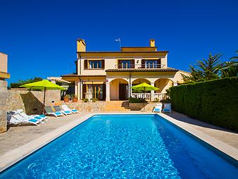 Ferienhaus Ca Nostra: Sonnenliegen am Pool