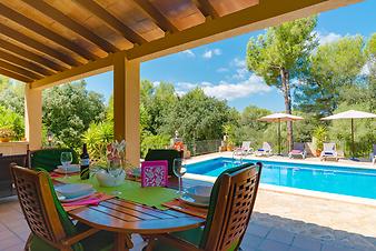 Finca Sa Creu de S'Auma: Mittagessen mit Blick aufs Blau und Grün