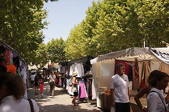 Finca Es Cortó: Markt in Artá