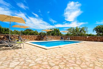 Finca Can Porretí: Piscina- solarium (2)-bearbeitet.jpg