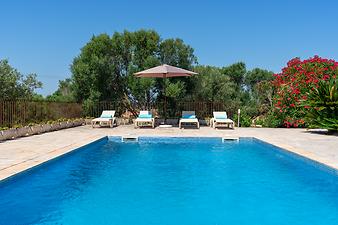 Finca Casa Jordi: Pool mit Beleuchtung