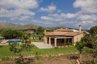 Finca Es Moli d'en Creu: Blick vom Haus zum Pool