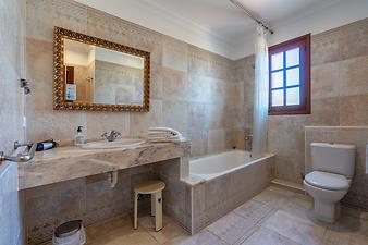 Finca Els Marsals: Bad ensuite zu Schlafzimmer Nr. 6