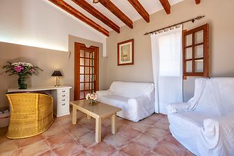 Finca Els Marsals: Wohnbereich zu Schlafzimmer Nr. 9