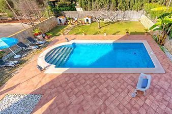 Finca Villa Ca's Nin: Pool von oben