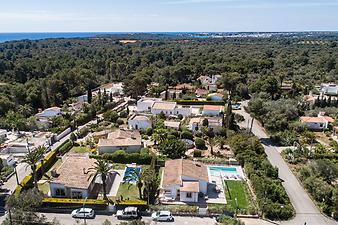 Finca Can Lluis: Exteriores dron Can LLuis Auf nach mallorca 015.JPG