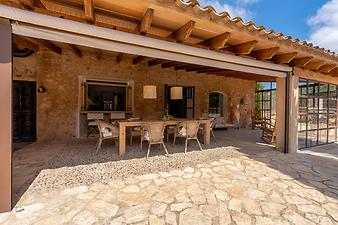 Finca Can Prim: Terrasse Markise