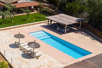 Finca Can Prim: Der Pool der Finca