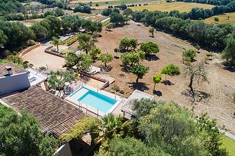 Finca Nines: casa 110 ses nines con dron Auf nach mallorca025.JPG