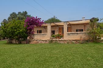 Finca Can Pistola: Terrasse vor dem Haus