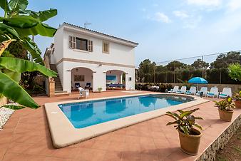 Finca Villa Ca's Nin: Pool und Ferienhaus Villa Cas Nin