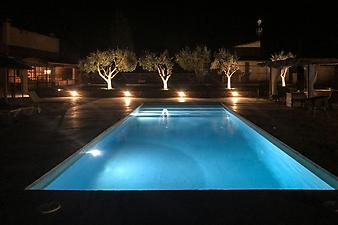 Finca Can Prim: Pool bei Nacht