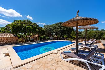 Finca Ses Cases de son Duri: Pool uneinsehbar Finca Mallorca