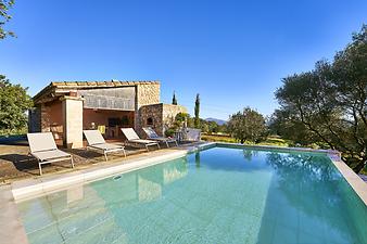 Finca Son Poca Palla: Poolterrasse mit Aussenküche