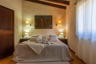 Finca Es Pinar: Schlafzimmer 1