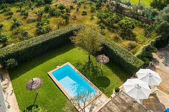 Finca Villa Es Collet de Manacor: Pool von oben