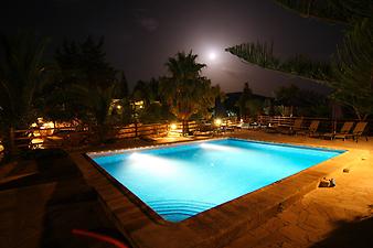 Finca Son Cifre Nou: Der Vollmond über dem Pool