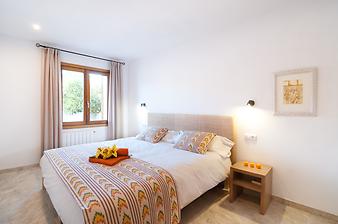 Finca Ses Bitles: Schlafzimmer mit Doppelbett