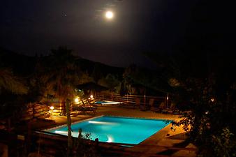 Finca Son Cifre Nou: Vollmond über dem Pool