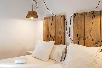 Finca Son Cortera Vell: Schlafzimmer mit Babybett