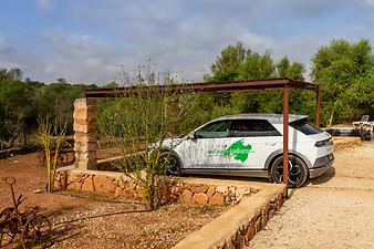 Finca Casa Yolanda: Carport