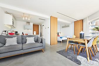 Schlafzimmer 1