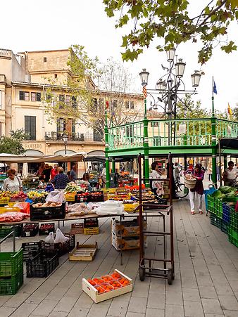 Finca Mia Limon: Markttag in Llucmajor