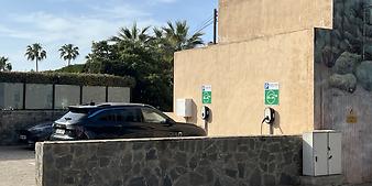 Ladestation Ladepunkt Iberdrola Son Servera: Marins Playa Cala Bona.jpg