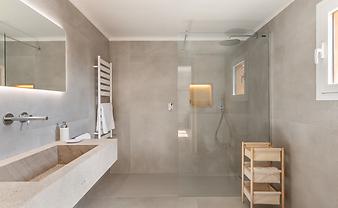Finca S'Embat: baño superior vistas mar.jpg
